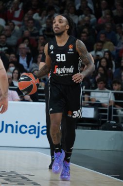 Virtus Segafredo Bologna 'dan Matthew Morgan 12 Kasım 2024 tarihinde İspanya' nın başkenti Madrid 'de oynanan Real Madrid ve Bologna arasında oynanan 9.