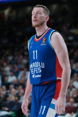 15 Kasım 2024 tarihinde Madrid 'in Wizink kentinde Real Madrid ile Anadolu Efes arasında oynanan Türk Hava Yolları EuroLeague basketbol karşılaşmasında Anadolu Efes' li Rolands Smits (Anadolu Efes)