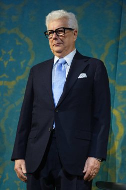 İngiliz yazar Ken Follett, 19 Kasım 2024 tarihinde İspanya 'nın Madrid kentinde bulunan Teatro EDP Gran Va' da 