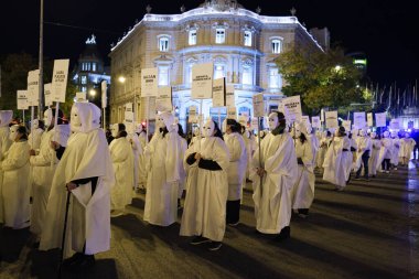 25 Kasım 2024 tarihinde Madrid İspanya 'da, Plaza de Espaa' da 