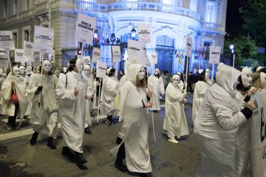 25 Kasım 2024 tarihinde Madrid İspanya 'da, Plaza de Espaa' da 