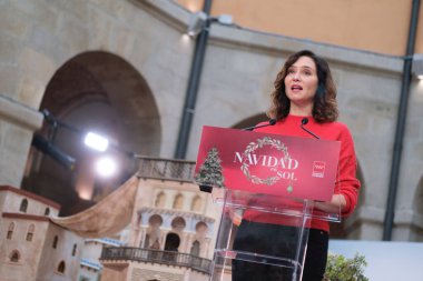  Isabel Diaz Ayuso, Real Casa de Correos 'un doğum sahnesinin açılışı sırasında, 29 Kasım 2024 tarihinde Madrid, İspanya. 