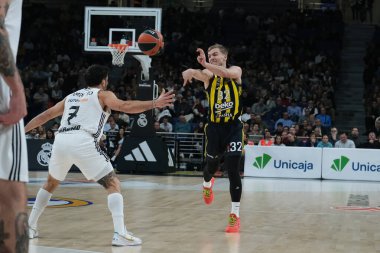 Fenerbahçe 'den Arturs Zagars (İstanbul), Real Madrid ile Fenerbahçe Beko İstanbul arasında oynanan Türk Hava Yolları Düzenli Sezonu 14. Raundda oynanan karşılaşmada, 05 Aralık 2024 tarihinde İspanya' nın Madrid kentinde oynanan WiZinkCenter maçında İstanbul 'da görülüyor.