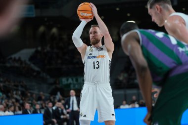 Real Madrid 'in Real Madrid oyuncusu Dzanan Musa, Real Madrid vUnicaja - Liga Endesa maçı sırasında İspanya' nın Madrid kentinde oynanmıştır.