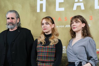 John Lynch, Clara Galle ve Katharine Odonnelly 11 Aralık 2024 tarihinde Madrid 'de Thompson Oteli' ndeki 