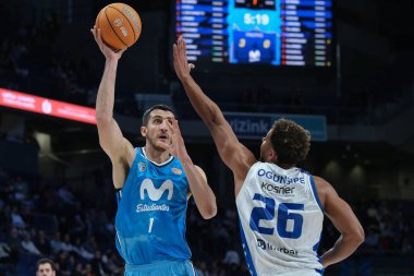 Movistar Estudiantes ve Alicante, Madrid 'deki Wizink Center' da ACB Basketbol Ligi 'nde oynadı. 15 Aralık 2024 İspanya