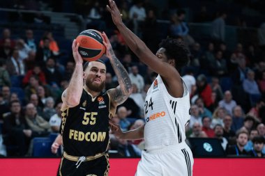 Mike James, Real Madrid ile AS Monaco arasında 19 Aralık 2024 tarihinde Madrid 'de oynanan Türk Hava Yolları EuroLeague karşılaşmasında