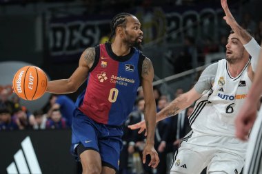 Liga ACB basketbol maçı sırasında Baca 'lı Kevin Punter Real Madrid ve Barca en Wizcenter 29 Aralık 2024 tarihinde İspanya' nın Madrid kentinde oynanmıştır.