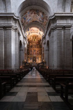 4 Ocak 2025 'te İspanya' da San Lorenzo de El Escorial El Escorial Manastırı 'nın iç manzarası