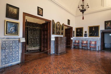 4 Ocak 2025 'te İspanya' da San Lorenzo de El Escorial El Escorial Manastırı 'nın iç manzarası