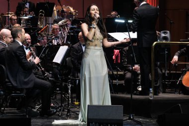 İspanyol şarkıcı Clara Montes Madrid 'deki Teatro Real 5 Ocak 2025 İspanya' daki Noel konserinde sahne aldı.