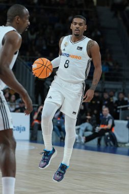 Real Madrid 'den Xavier Rathan Real Madrid ile CB Canarias arasında oynanan maç sırasında Madrid' de 12 Ocak 2025 tarihinde Movistar Arena 'da oynanmıştır.