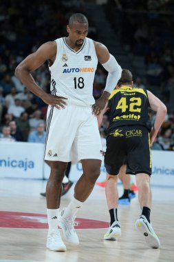 Real Madrid 'den Serge Ibaka Real Madrid ile CB Canarias arasında oynanan ACB karşılaşmasında Madrid' de 12 Ocak 2025 tarihinde Movistar Arena 'da karşılaştı.