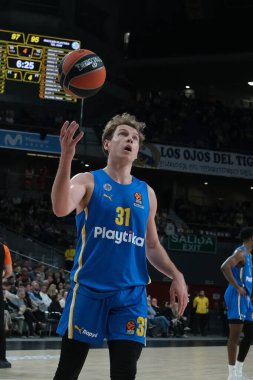 Maccabi Tel Aviv 'den Rokas Jokubaitis 14 Ocak 2025 tarihinde İspanya' nın Movistar Arena kentinde Real Madrid ile Maccabi Tel Aviv arasında oynanan EuroLeague karşılaşmasında