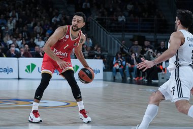 Olympiacos Pire 'den Nigel Williams Goss 16 Ocak 2025 tarihinde Madrid' de Real Madrid ile Olympiacos arasında oynanan Türk Hava Yolları EuroLeague karşılaşmasında