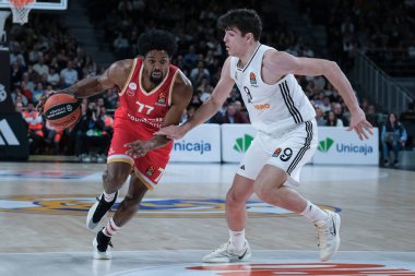 Olympiacos Pire 'den Shaquielle Mckissiç, 16 Ocak 2025 tarihinde İspanya' nın Movistar Arena kentinde Real Madrid ile Olympiacos arasında oynanan Türk Hava Yolları EuroLeague karşılaşmasında