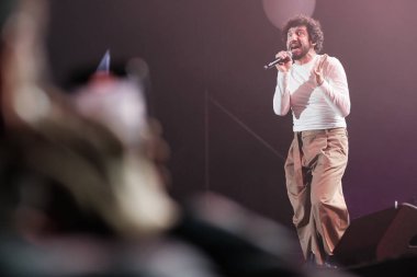 Şarkıcı Marwan Actua 17 Ocak 2025 'te İspanya' nın Madrid kentinde Inverfest 'te verdiği konserde.