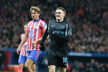  21 Ocak 2025 tarihinde İspanya 'nın Madrid kenti Bayer Leverkusen ile Atletico Madrid arasında oynanan UEFA Şampiyonlar Ligi 7. hafta futbol maçında Bayer Leverkusen' in formasını giymiştir.