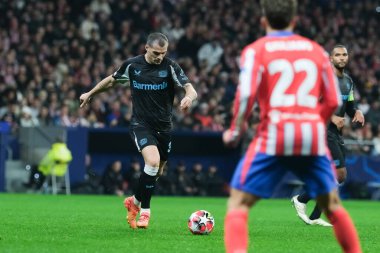  21 Ocak 2025 tarihinde İspanya 'nın Madrid kenti Bayer Leverkusen ile Atletico Madrid arasında oynanan UEFA Şampiyonlar Ligi 7. hafta futbol maçında Bayer Leverkusen' in formasını giymiştir.