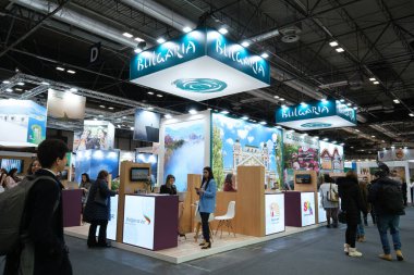 23 Ocak 2025 'te İspanya' nın IFEMA kentindeki 45. Madrid Uluslararası Turizm Fuarı 'nı ziyaret edenler