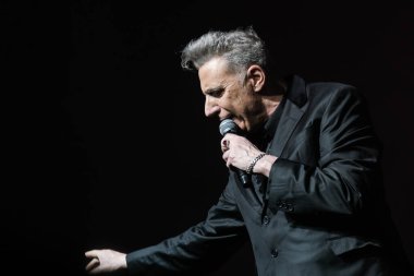 Loquillo, 24 Ocak 2025 'te İspanya' nın Madrid kentindeki Teatro Real 'de konser verir..