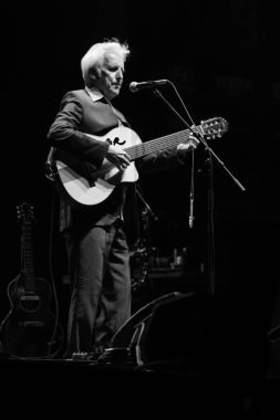 Şarkıcı Kiko Veneno, 29 Ocak 2025 tarihinde İspanya 'nın Madrid şehrinde bulunan Teatro Circo Price' da konser verdi..