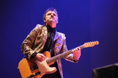 Sanatçı Coque Malla, 31 Ocak 2025 tarihinde İspanya 'nın Madrid kentinde Movistar Arena' da verdiği konserde. 