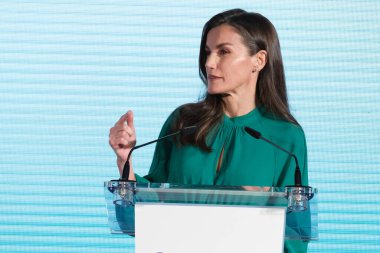 İspanya Kraliçesi Letizia, Dünya Kanser Günü 2025 tarihli Kurumsal etkinliğe 4 Şubat 2025 tarihinde İspanya 'nın Madrid kentinde katılmaktadır..