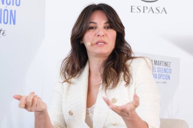 Fabiola Martinez 'Cuando el Silencio no es una opcion' adlı kitabının tanıtımı sırasında 5 Şubat 2025 'te Madrid, İspanya' da poz verdi.. 