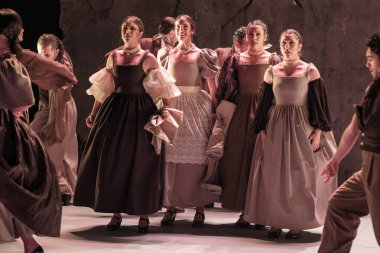 Flamenko dansçısı Pineda 'nın 5 Şubat' ta Madrid 'deki Matadero' da düzenlenen Flamenko de Andaluca balesi sırasında sahne alır.