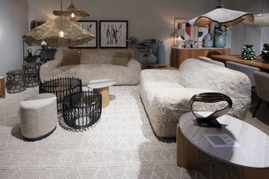 Madrit 'teki Ifema' daki InterTERGIFT 2025 Uluslararası Dekorasyon Sergisi 'nde dekoratif unsurlar sergilenmektedir. 7 Şubat 2025 Madrid, İspanya