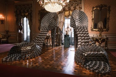 Joana Vasconcelos 'un bir sonraki sergisinin sunumunu 14 Şubat 2025' te İspanya 'nın Madrid kentinde izleyin..