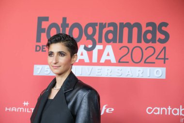 Alba Flores 24 Şubat 2025 tarihinde İspanya 'nın Madrid kentinde Barcelo Tiyatrosu' nda verilen Fotogramas de Plata ödüllerine katılır..