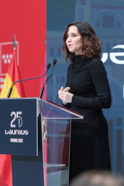Topluluk Başkanı Isabel Diaz Ayuso, 2003 Mart 2025 tarihinde İspanya 'da Real Casa de Correos' ta Laureus Spor Ödülleri için yapılan Adaylar duyurusuna katıldı.