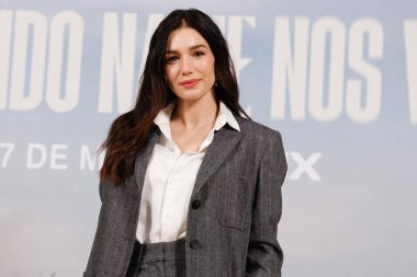 Mariela Garriga, İspanya, Madrid 'de bulunan Rosewood Villamagna Oteli' ndeki Cuando Nadie Nos Ve fotoğraf çekimine katıldı.. 