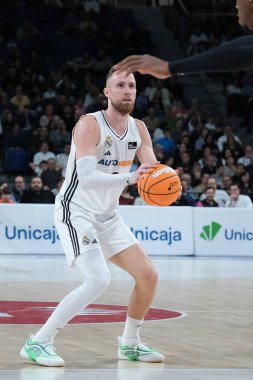 Real Madrid 'den Dzanan Musa, Real Madrid ile UCAM Murcia arasında oynanan Liga Endesa maçı sırasında Madrid Movistar Arena' da 09 Mart 2025 tarihinde İspanya 'da oynanmıştır.