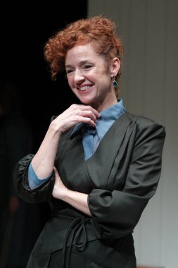 Marta Belenguer, 11 Mart 2025 'te İspanya' da La Abadia Tiyatrosu 'nda oynanan Viejos Tiempos tiyatrosunda performans sergiledi.