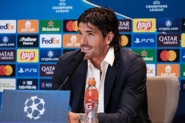 Rodrigo De Paul 11 Mart 2025 tarihinde Madrid Metropolitano Stadyumu 'nda Atletico de Madrid kulübü ile Real Madrid CF arasında oynanan UEFA Şampiyonlar Ligi maçına katıldı.