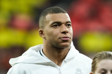 Real Madrid 'den Kylian Mbappe UEFA Şampiyonlar Ligi maçında Atletico de Madrid ve Real Madrid 12 Mart 2025 tarihinde Madrid' de Metropolitano Stadyumu 'nda oynadı.