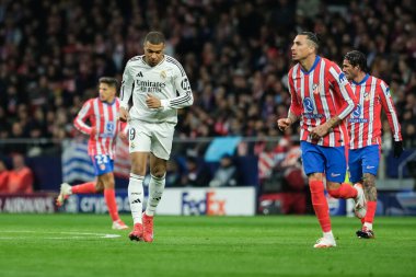 Real Madrid 'den Kylian Mbappe UEFA Şampiyonlar Ligi maçında Atletico de Madrid ve Real Madrid 12 Mart 2025 tarihinde Madrid' de Metropolitano Stadyumu 'nda oynadı.