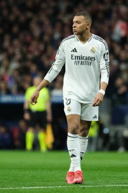 Real Madrid 'den Kylian Mbappe UEFA Şampiyonlar Ligi maçında Atletico de Madrid ve Real Madrid 12 Mart 2025 tarihinde Madrid' de Metropolitano Stadyumu 'nda oynadı.