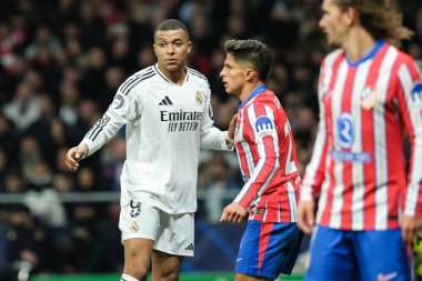 Real Madrid 'den Kylian Mbappe UEFA Şampiyonlar Ligi maçında Atletico de Madrid ve Real Madrid 12 Mart 2025 tarihinde Madrid' de Metropolitano Stadyumu 'nda oynadı.
