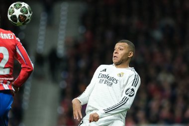 Real Madrid 'den Kylian Mbappe UEFA Şampiyonlar Ligi maçında Atletico de Madrid ve Real Madrid 12 Mart 2025 tarihinde Madrid' de Metropolitano Stadyumu 'nda oynadı.