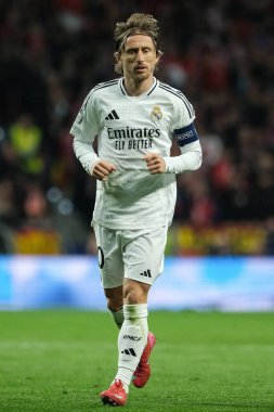 UEFA Şampiyonlar Ligi karşılaşmasında Real Madrid 'den Luka Modriç ve Real Madrid, 20 Mart' ta Metropolitano Stadyumu 'nda oynadılar.