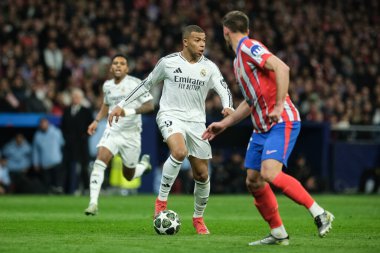 Real Madrid 'den Kylian Mbappe UEFA Şampiyonlar Ligi maçında Atletico de Madrid ve Real Madrid 12 Mart' ta Metropolitano Stadyumu 'nda oynadı.