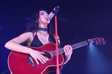 Chiara Oliver 17 Mart 2025 'te İspanya' da La Riviera 'da sahne almaktadır..