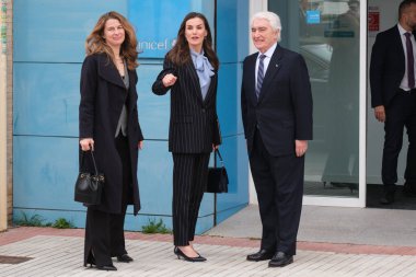 İspanya Kraliçesi Letizia 19 Mart 2025 tarihinde İspanya 'nın Madrid kentinde UNICEF genel merkezinde bir toplantıya katılır.. 