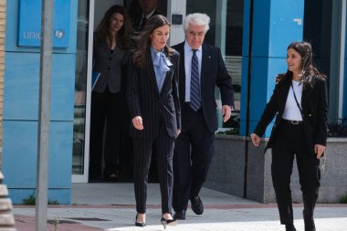 İspanya Kraliçesi Letizia 19 Mart 2025 tarihinde İspanya 'nın Madrid kentinde UNICEF genel merkezinde bir toplantıya katılır.. 