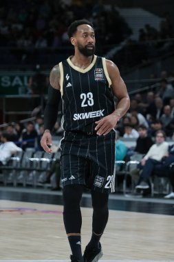 LDLC 'den David Lighty Asvel Villeurbanne, Real Madrid ile LDLC Asvel Villeurbanne arasındaki EuroLeague sırasında 20 Mart 2025 tarihinde İspanya Movistar Arena' da