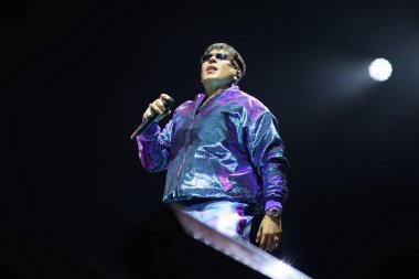 Rapçi, yapımcı ve serbest çalışan YSY A, 27 Mart 2025 tarihinde İspanya 'nın Madrid kentinde Movistar Arena' da verdiği konserde sahne aldı.. 